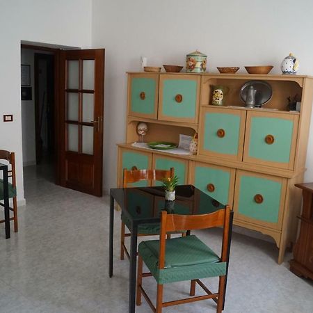 Bed And Breakfast Hibiscus Алгеро Екстериор снимка
