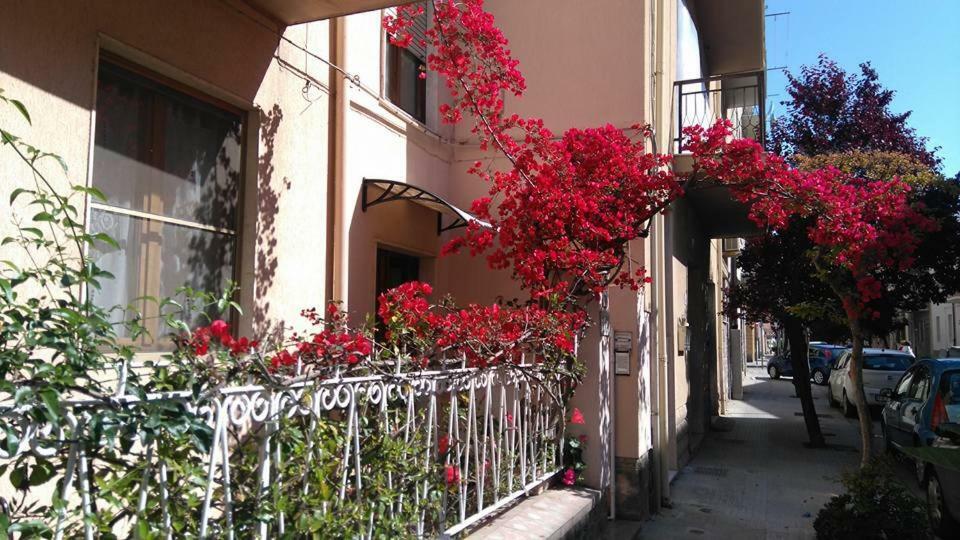 Bed And Breakfast Hibiscus Алгеро Екстериор снимка